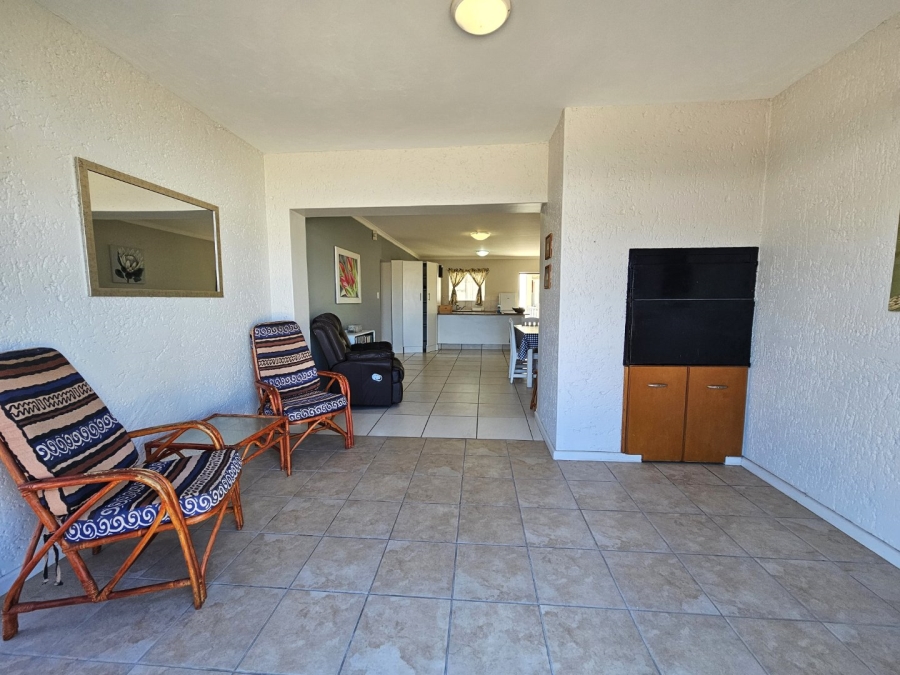 2 Bedroom Property for Sale in Hartenbos Central Western Cape